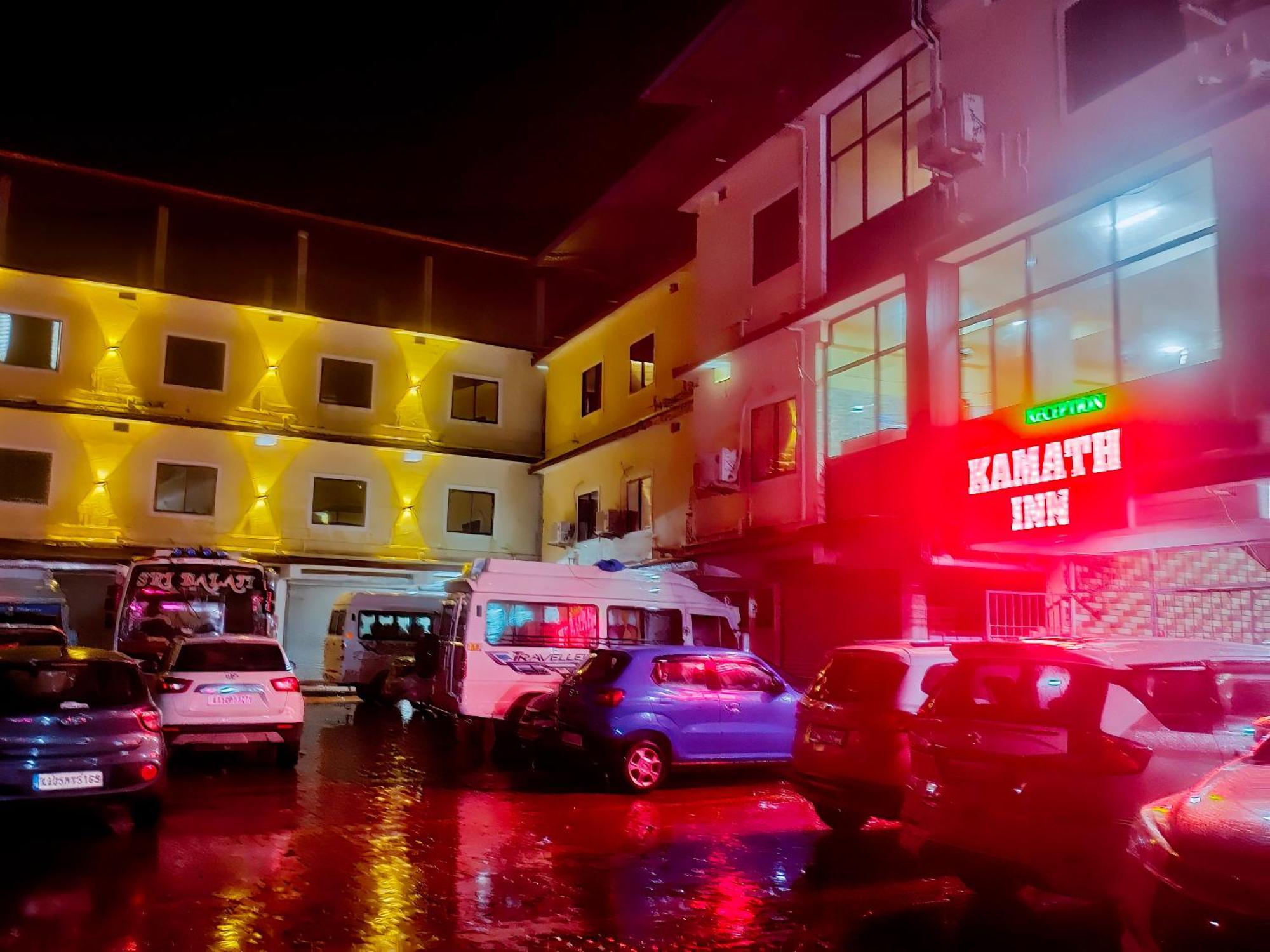 Kamath Inn Māvalli エクステリア 写真