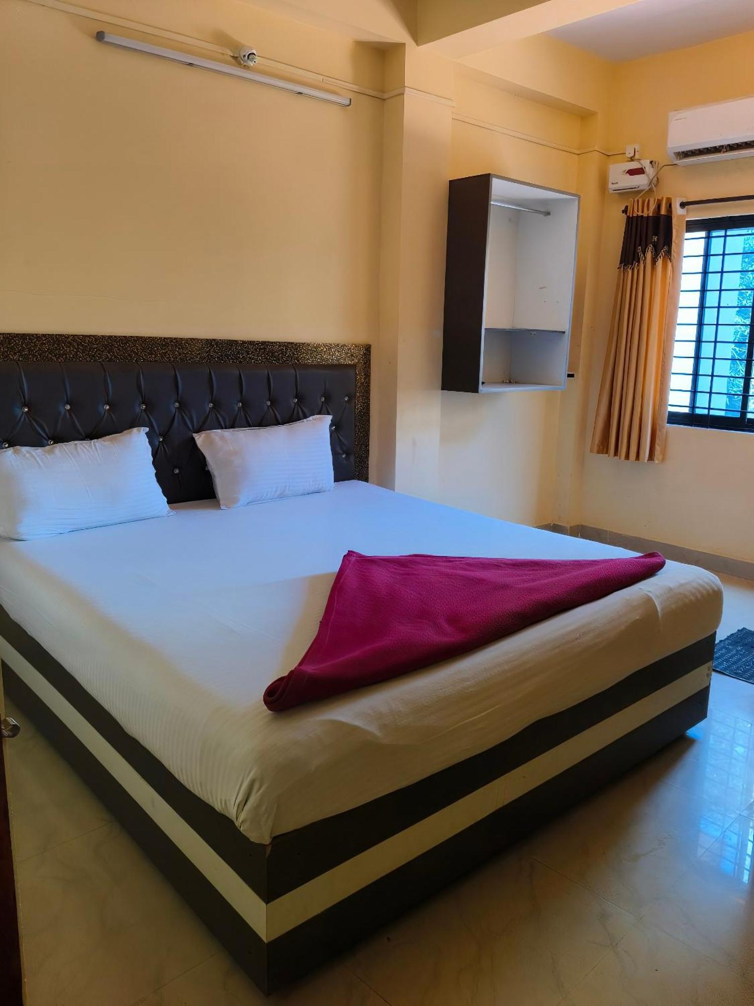 Kamath Inn Māvalli エクステリア 写真